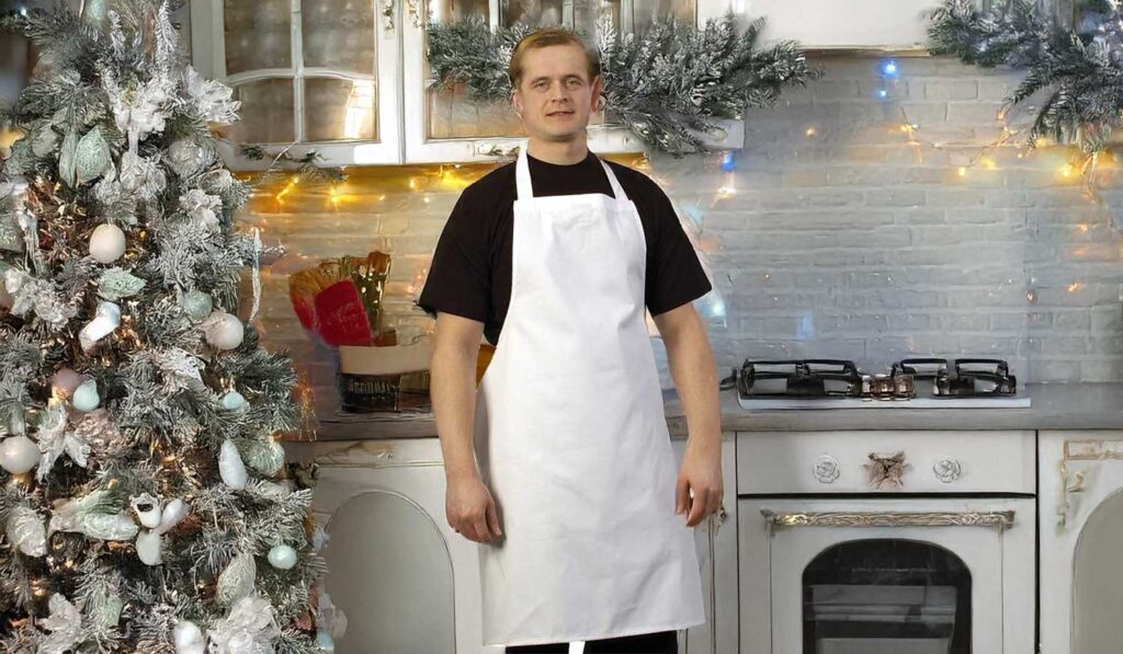 white bib apron features
